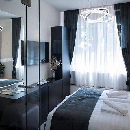 Z Rooms Boutique Zalaegerszeg Buitenkant foto