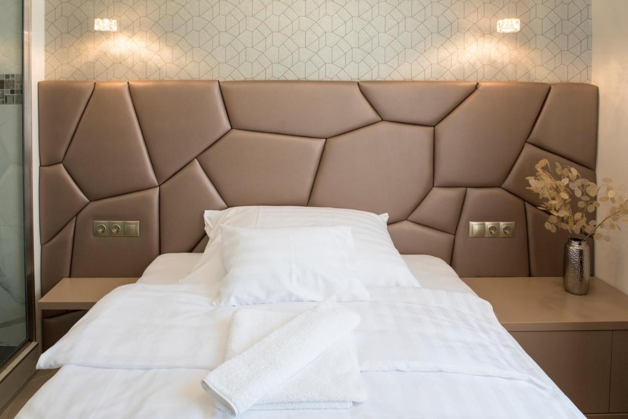 Z Rooms Boutique Zalaegerszeg Buitenkant foto