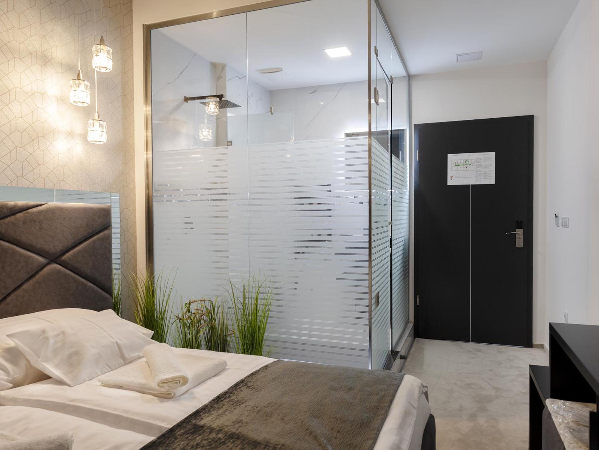 Z Rooms Boutique Zalaegerszeg Buitenkant foto