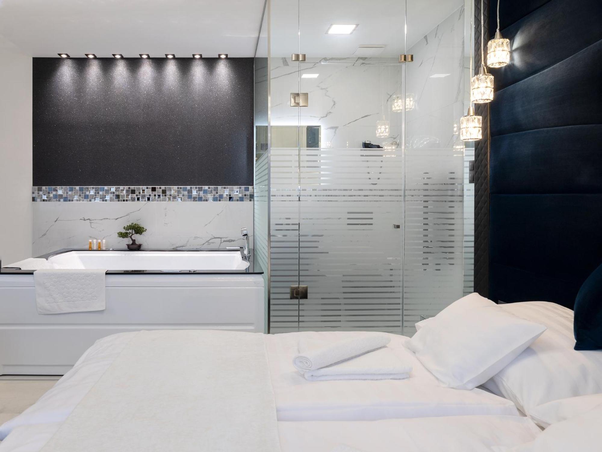 Z Rooms Boutique Zalaegerszeg Buitenkant foto