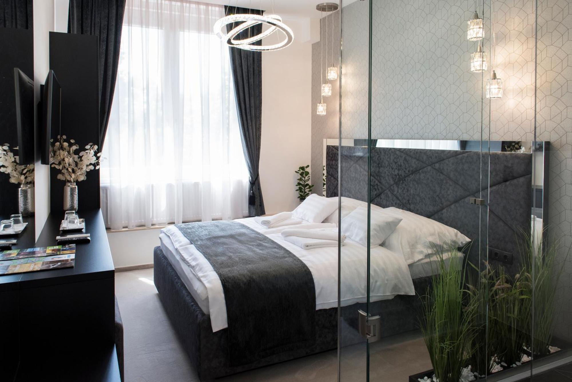 Z Rooms Boutique Zalaegerszeg Buitenkant foto