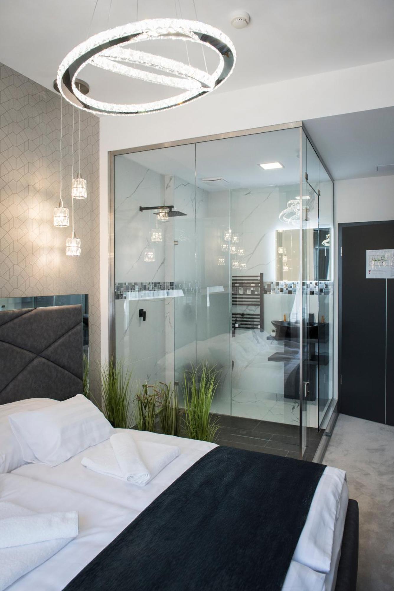 Z Rooms Boutique Zalaegerszeg Buitenkant foto