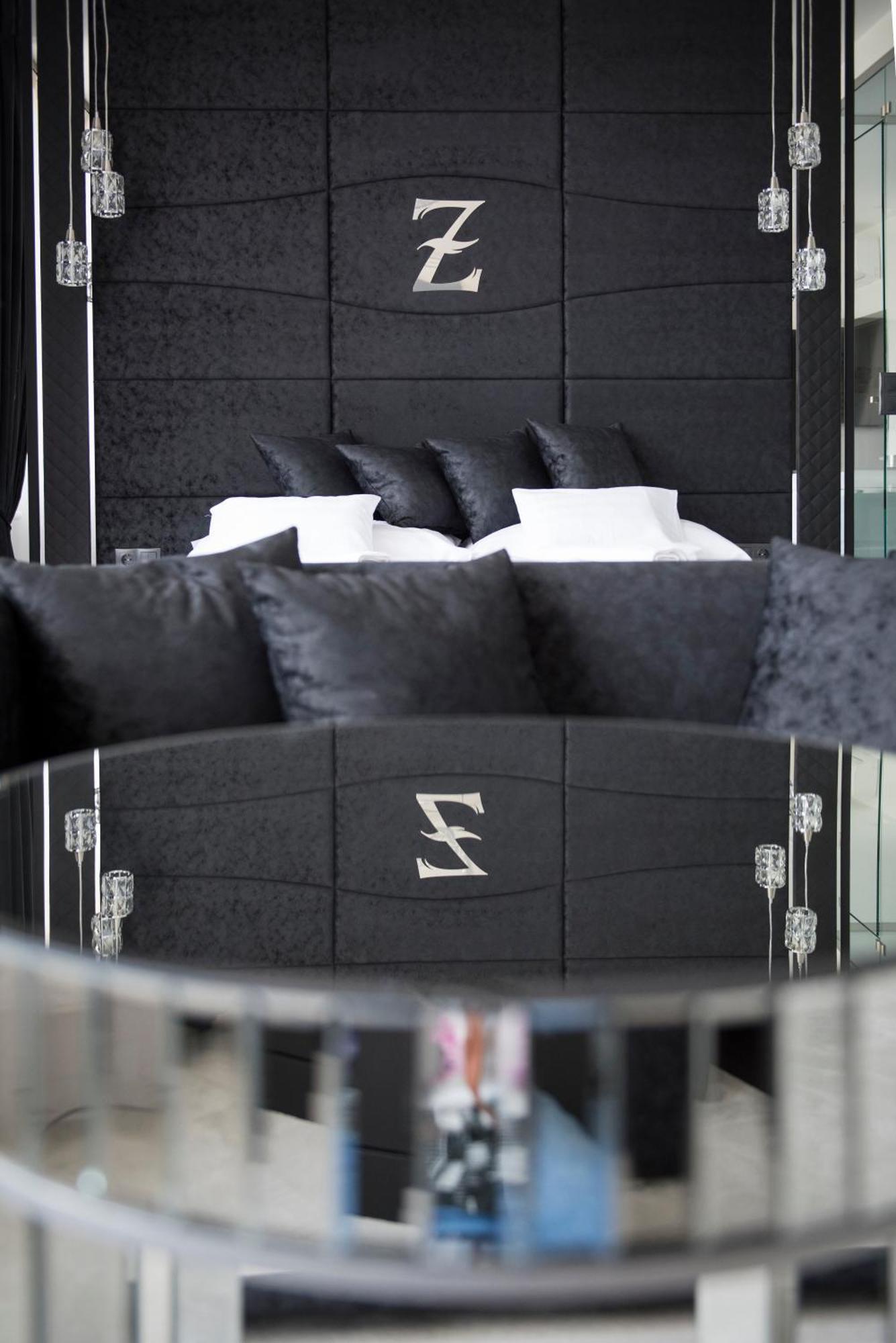 Z Rooms Boutique Zalaegerszeg Buitenkant foto